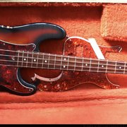 Myydn: Fender Precision bass American Vintage reissue (#2027392)