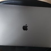Myydn: Apple Macbook Pro 16-tuumainen, 2019 Touch Bar (#2027561)