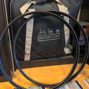 Myydn: 22" basarin vanne, metalli, 2kpl (#2027840)