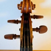 Myydn: Karin Grobel-Eneh -viulu (2010) (#2027999)