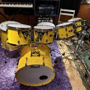 Myydn: Pearl Decade Solid Yellow (#2028370)