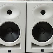 Myydn: Myydään Studiomonitorit Kali Audio LP6 (mk1) White (#2028763)