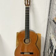 Myydn: Takamine C132S (#2028914)