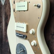 Myydn: Squier 40th. Anniversary Jazzmaster Vintage Edition. (#2029032)