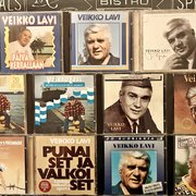 Myydn: 11 kpl Veikko Lavi cd-levyjä (#2029064)