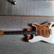 Myydn: Fender Strato caster (#2029068)