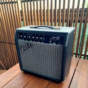 Myydn: Fender Frontman 15G (#2029152)