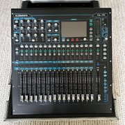 Myydn: Allen & Heath QU-16 + Thon case (#2029179)