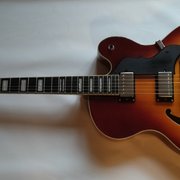Myydn: Hagström HJ800 Jazz Kitara (#2030241)