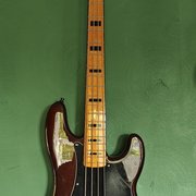 Myydn: Squier CV 70's precision (#2030533)