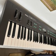 Myydn: Yamaha DX27 (#2030534)