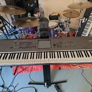Myydn: Korg kronos x 88 (#2030544)