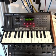 Myydn: Roland D-05 ja K-25m koskettimet (#2030925)