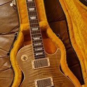 Vaihdetaan: Gibson Custom Shop Les Paul Axcess Standard Figured (#2031136)