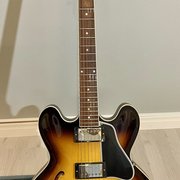 Myydn: Gibson ES-335 Dot Reissue 2011 (#2031139)