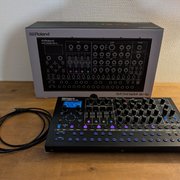 Myydn: Roland SH-4d (#2031267)