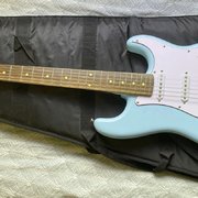 Myydn: ESP GrassRoots G-SE-50R Sonic Blue (#2031362)
