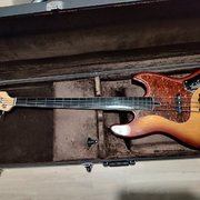 Myydn: Sire V5 Fretless (#2031867)