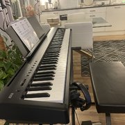 Myydn: Kawai ES110 digitaalipiano setti &#8211; kuin uusi (#2032573)