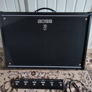 Myydn: BOSS KATANA MK2 100W 212 ja GA-FC - pedaali (#2032634)