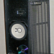 Myydn: Yamaha-laulukaappi (#2032843)