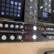 Myydn: Elysia Xmax Masterbus Processor (#2032858)