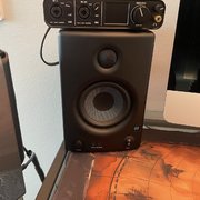 Myydn: Presonus Eris E4.5 monitori kaiuttimet (#2032958)