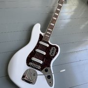 Myydn: Squier CV VI Kitarabasso (#2033103)