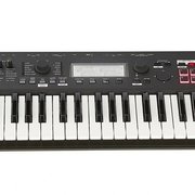 Myydn: Korg Kross 2-61 + kantolaukku (#2033439)