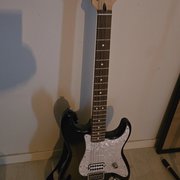 Myydn: Fender Limited Edition Tom Delonge Stratocaster RW, Black (#2033459)