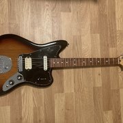 Myydn: 2021 Fender Player Jaguar 3-Color Sunburst (#2033714)