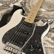 Myydn: Fender Player stratocaster EMG (#2034125)