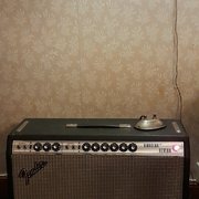 Myydn: 1975 Fender Vibrolux reverb (#2034127)