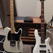 Myydn: Tonex pedal,  sonic tele, HB progresive bass, dimarzio humbucker (#2034509)