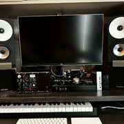 Myydn: Amphion One15 (#2034511)