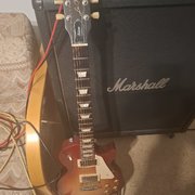 Myydn: Gibson (#2036040)