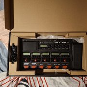 Myydn: Zoom G11 (#2036367)