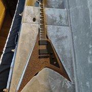 Myydn: Esp ltd KH-V Black sparkle (#2036546)