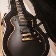 Myydn: ESP LTD EC-1000 vintage black + Gator kovalaukku (#2036728)