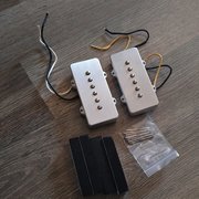 Myydn: Alumiinikuoriset jazzmaster-mikit (#2038378)