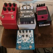 Myydään: Pedaaleita (#2039751) Myydään: Pedaaleita (#2039751)