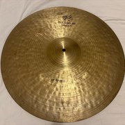 Myydään: Zildjiania (#2040217) Myydään: Zildjiania (#2040217)