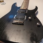 Myydään: Ibanez RG421 (#2040432) Myydään: Ibanez RG421 (#2040432)