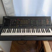Myydään: Yamaha PSR-6300 (#2041229) Myydään: Yamaha PSR-6300 (#2041229)