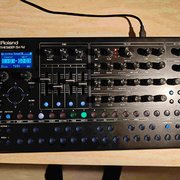 Myydään: Roland SH - 4d (#2041414) Myydään: Roland SH - 4d (#2041414)