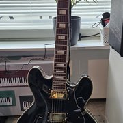 Myydään: Vintage VSA500 Black (#2041671) Myydään: Vintage VSA500 Black (#2041671)