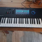 Myydn: Native Instruments Komplete Kontrol S49 MK3 (#2041752)