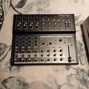 Myydään: Mackie 12-kanavainen mikseri MIX12Fx (#2041783) Myydään: Mackie 12-kanavainen mikseri MIX12Fx (#2041783)