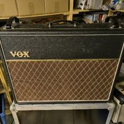 Myydään: Vox AC30 C2 + flightcase (#2041659) Myydään: Vox AC30 C2 + flightcase (#2041659)