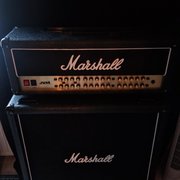 Myydään: Marshall JVM410H + Marshall 1960BV 4x12 -kaappi (#2041890) Myydään: Marshall JVM410H + Marshall 1960BV 4x12 -kaappi (#2041890)